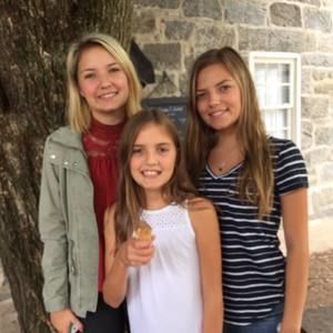 Meet your Posher, Pam